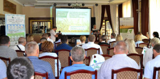 Бизнес-форум в станице Старощербиновской: взаимодействию крупного бизнеса и малых хозяйств быть!